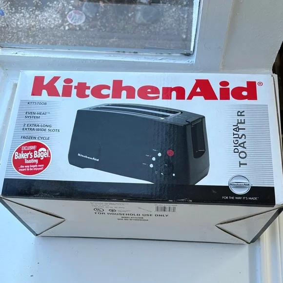 KitchenAid Digital Black Toaster - Picture 1 of 3
